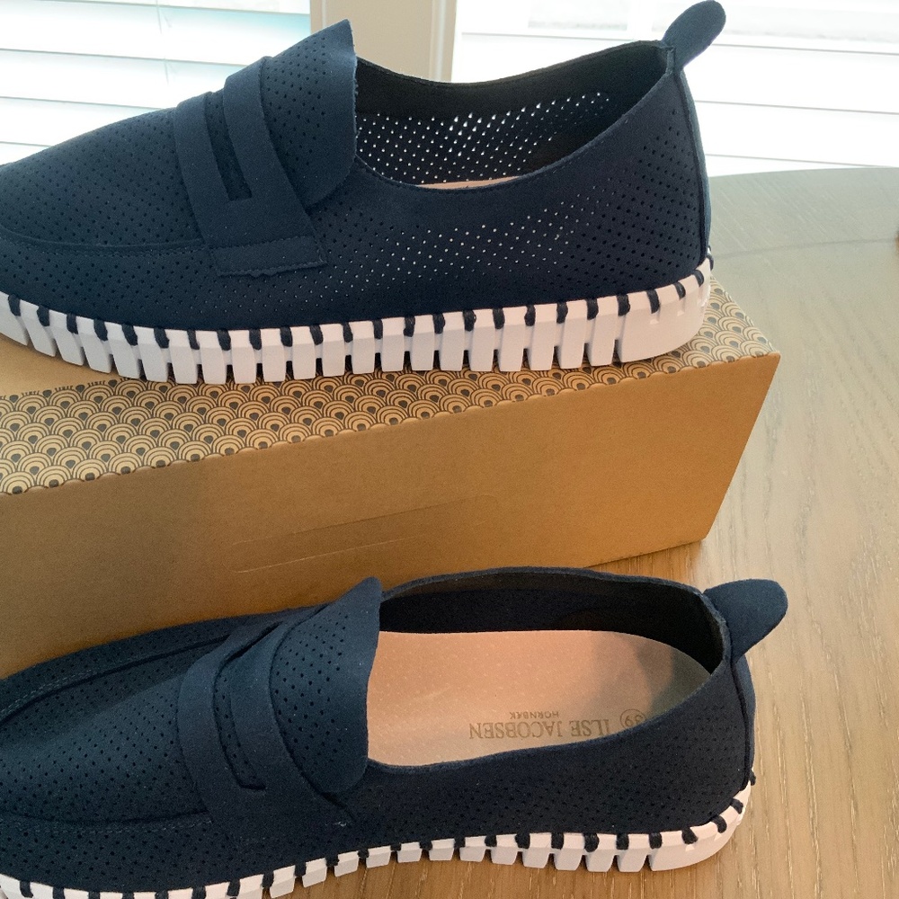 ILSE JACOBSEN Sz  39 Slip On Shoe NEW Dark Indigo Blue Penny Loafer Tulip - Picture 2 of 9